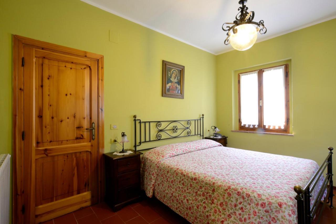 Le Querce Di Assisi Guest House Piano Delle Pieve Exterior photo