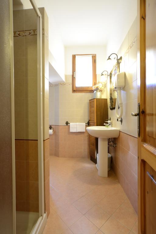 Le Querce Di Assisi Guest House Piano Delle Pieve Room photo
