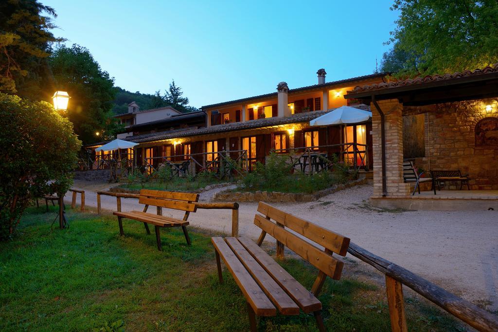 Le Querce Di Assisi Guest House Piano Delle Pieve Exterior photo